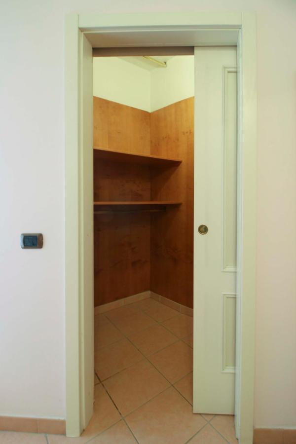 Apartament Da Sofia, Sea, Nature & Rome Lido di Ostia Zewnętrze zdjęcie